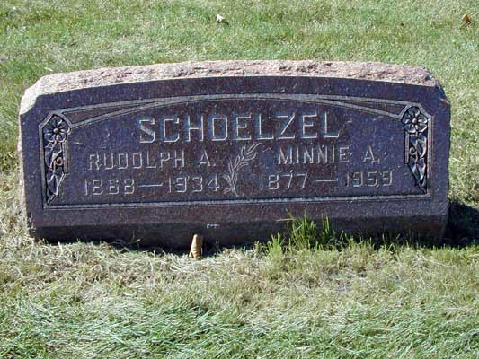 Headstone of Rudolph A. Schoelzel and Minnie A. Schoelzel (nee Knuth)